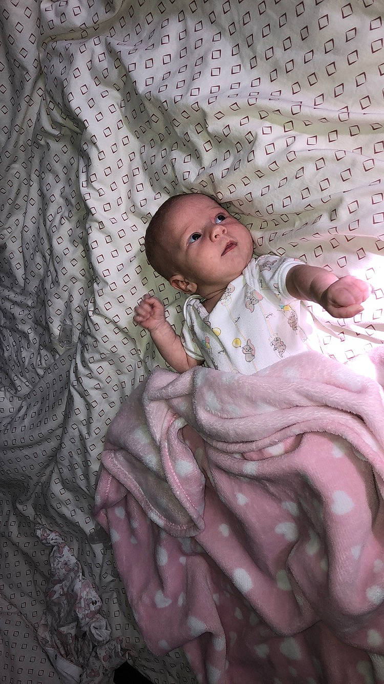 Esmay is registered to the contest to win money with this photo: baby, child, person, pink, toddler