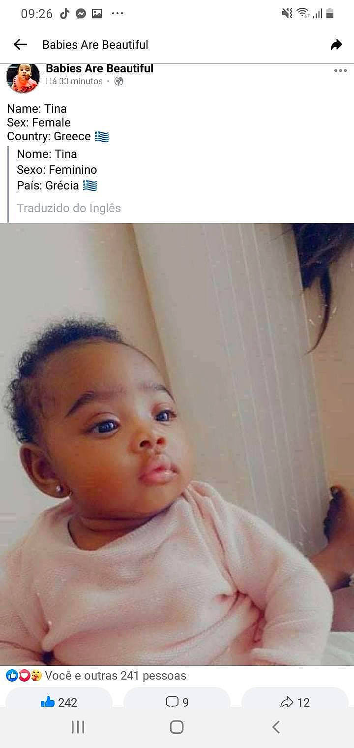 Tina participe au concours pour gagner de l'argent avec cette photo : baby, baby_toddler_clothing, beauty, cheek, chest, child, ear, eyebrow, eyelash, gesture, happy, iris, jaw, lip, mouth, neck, nose, person, skin, sleeve