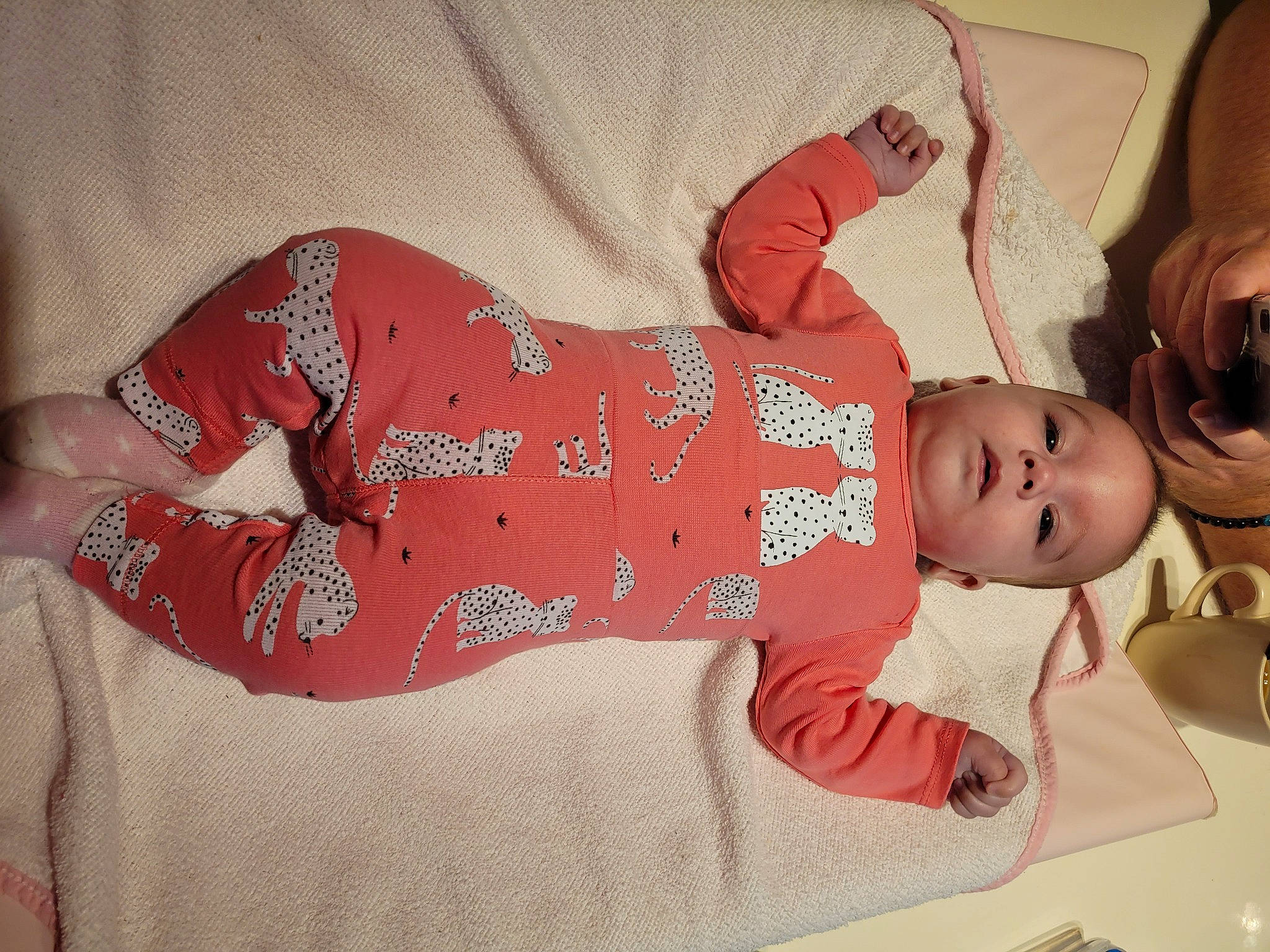 Mya participe au concours pour gagner de l'argent avec cette photo : baby, baby_products, baby_toddler_clothing, child, nightwear, peach, person, toddler