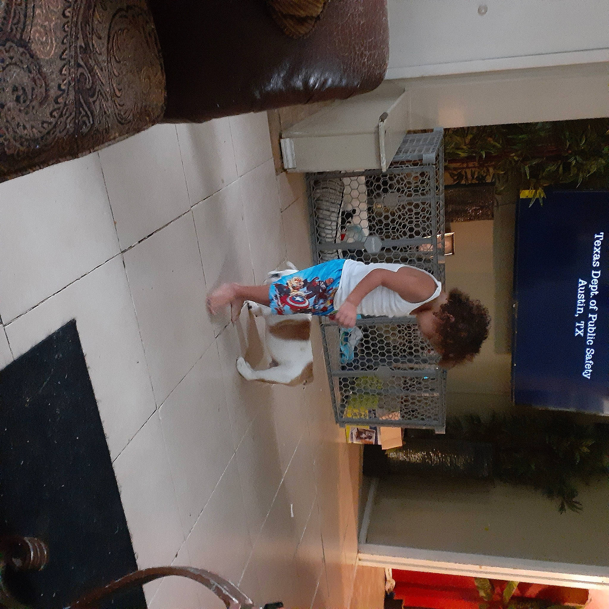 John-david is registered to the contest to win money with this photo: person