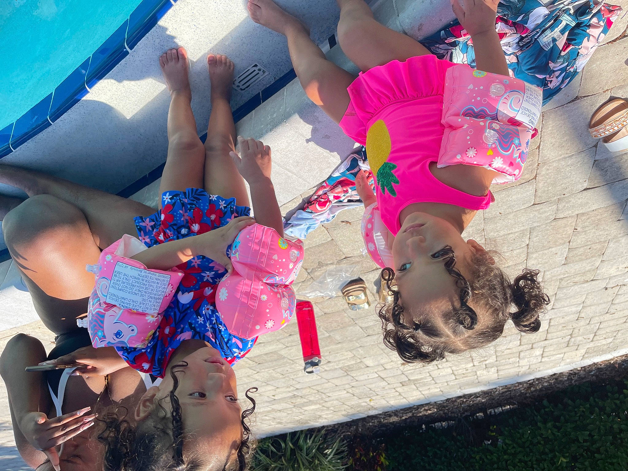 Irianny is registered to the contest to win money with this photo: event, eyewear, foot, fun, happy, hat, headgear, human_leg, leisure, people_on_beach, person, pink, recreation, shorts, sun_hat, sun_tanning, sunglasses, swimwear, textile, thigh