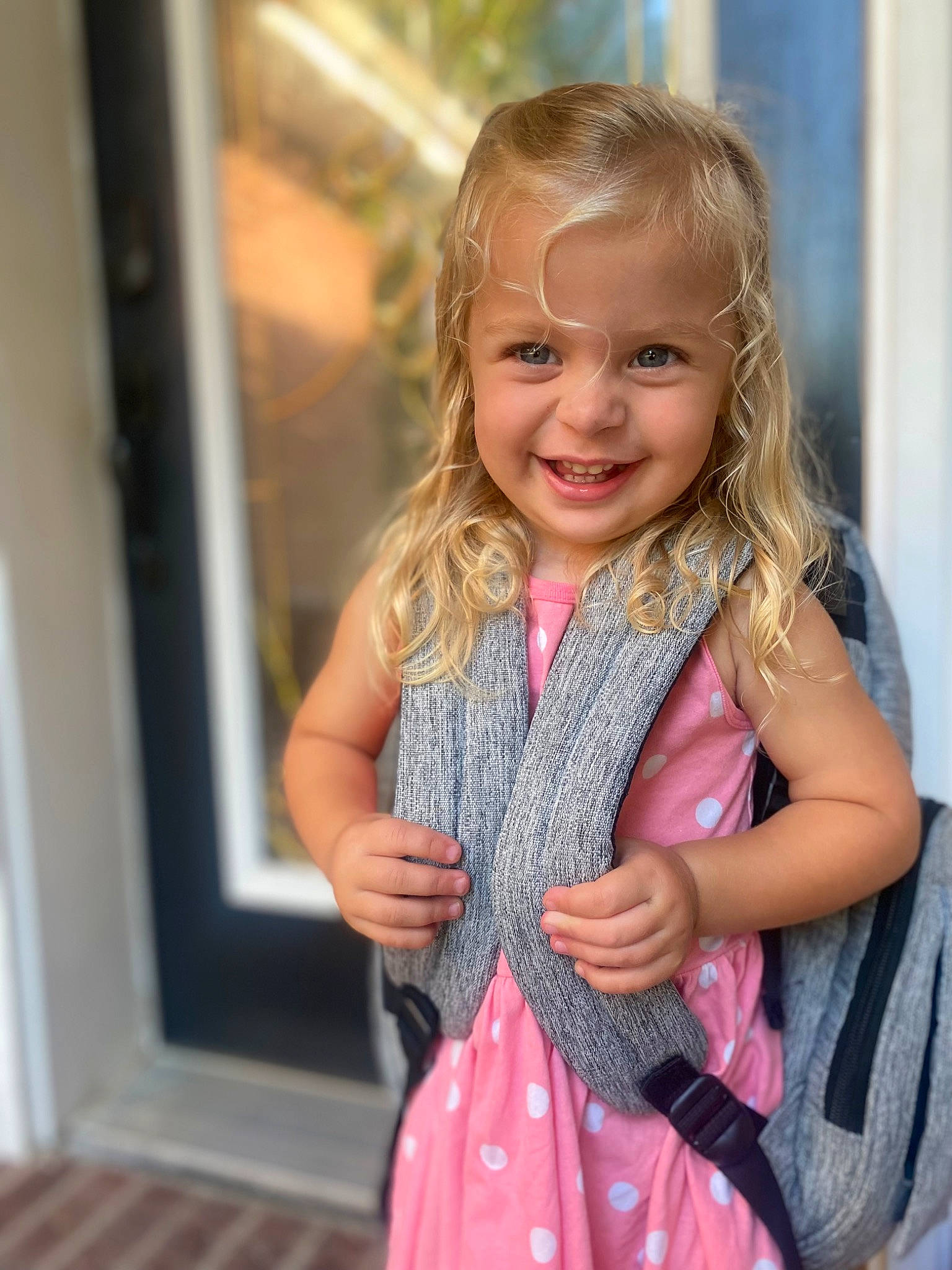 Sophie is registered to the contest to win money with this photo: beauty, blond, brown_hair, cheek, child, event, flash_photography, gesture, happy, iris, joy, leisure, lip, long_hair, people, person, pink, skin, sleeve, smile