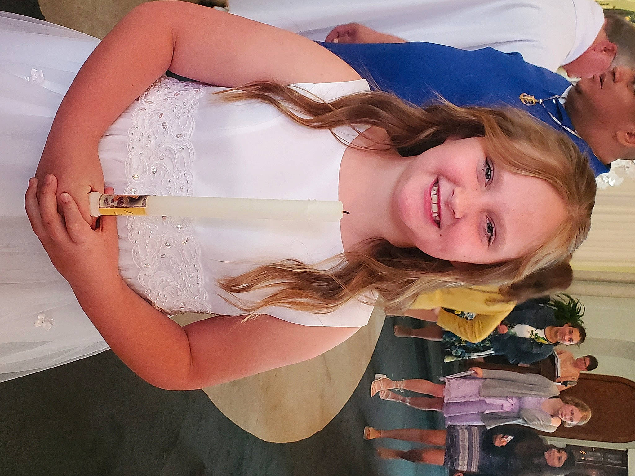 Brooklyn is registered to the contest to win money with this photo: abdomen, blond, brown_hair, chest, cocktail_dress, dress, event, fashion_accessory, fashion_design, fun, gesture, hair_coloring, happy, human_leg, jewellery, joy, long_hair, person, skin, smile