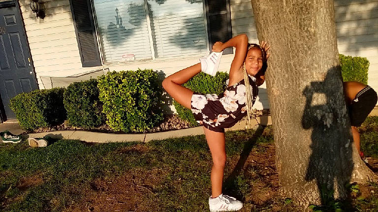 Kreelynn is registered to the contest to win money with this photo: eyewear, fawn, flash_photography, grass, grass_family, happy, human_leg, joy, landscape, lawn, leg, leisure, long_hair, people_in_nature, person, plant, recreation, shoe, shoulder, sneakers