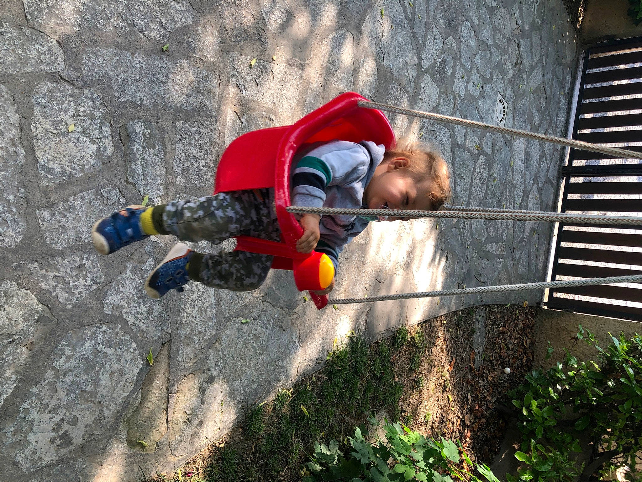 Paul participe au concours pour gagner de l'argent avec cette photo : adventure, person