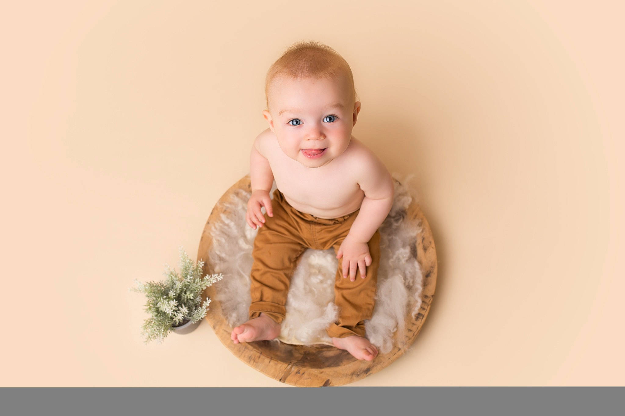 Tim participe au concours pour gagner de l'argent avec cette photo : child, infant, joy, person, photograph, portrait_photography, toddler