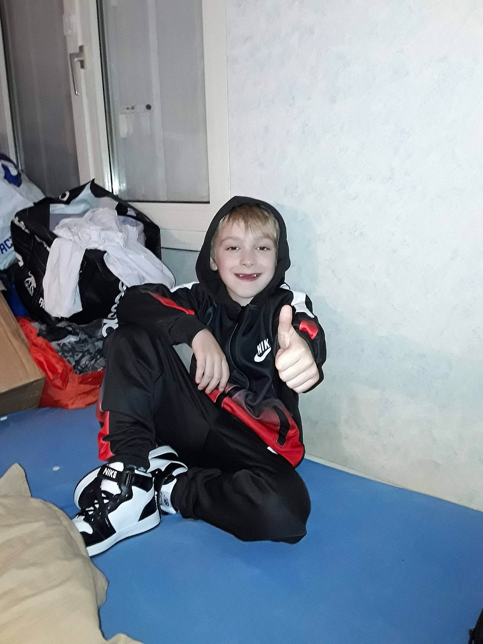 Loevan participe au concours pour gagner de l'argent avec cette photo : joy, person