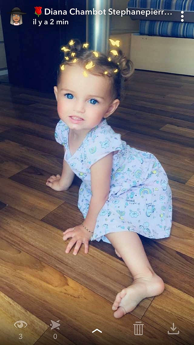 Eden participe au concours pour gagner de l'argent avec cette photo : baby, baby_toddler_clothing, child, child_model, costume, dress, floor, flooring, hair_accessory, hardwood, headband, person, sitting, skin, standing, toddler, wood, wood_flooring