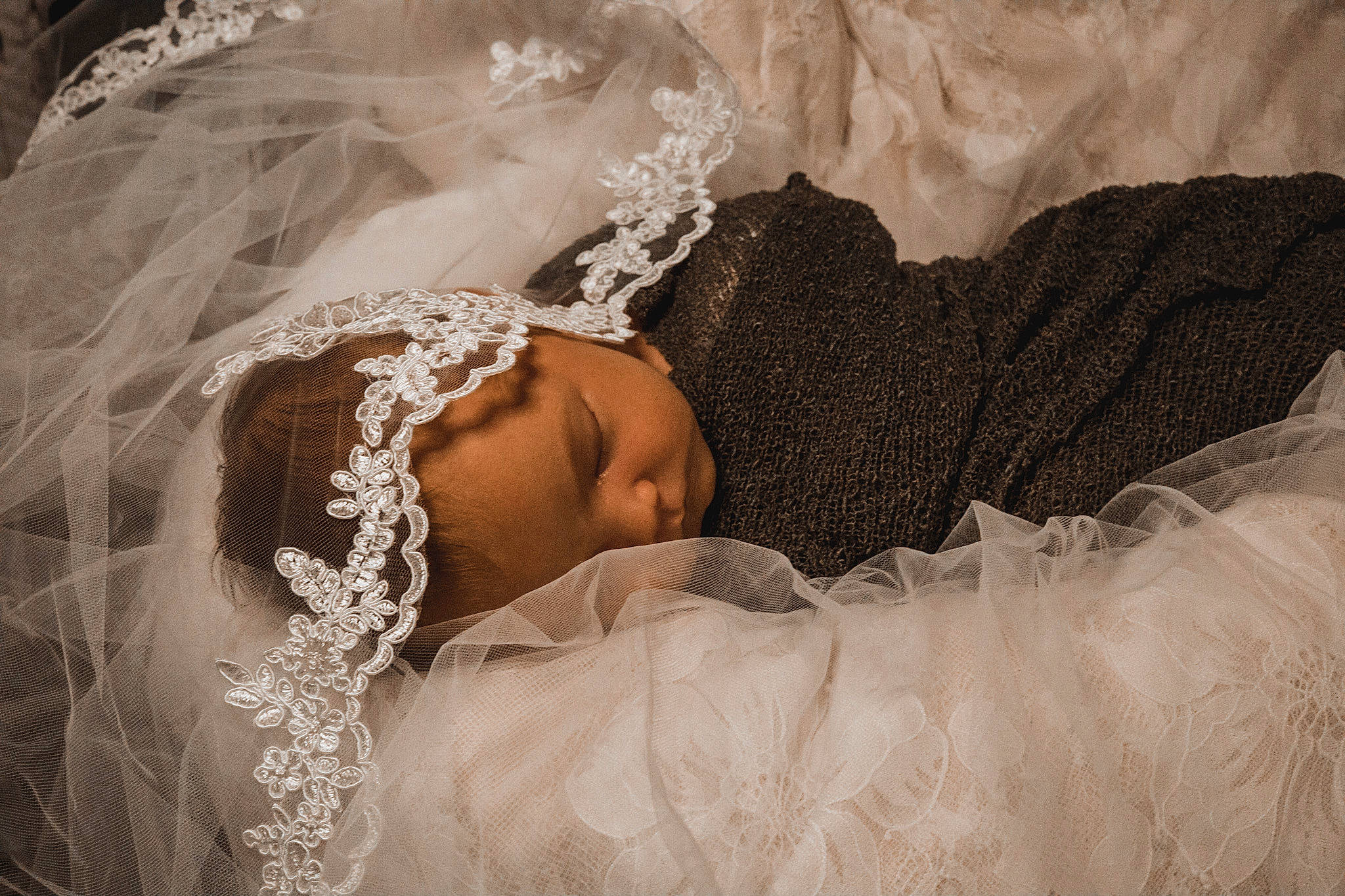 Bryleigh is registered to the contest to win money with this photo: bridal_accessory, bridal_clothing, bridal_veil, bride, comfort, dress, embellishment, facial_expression, flash_photography, gesture, gown, hairstyle, happy, headgear, headpiece, interaction, long_hair, person, textile, veil