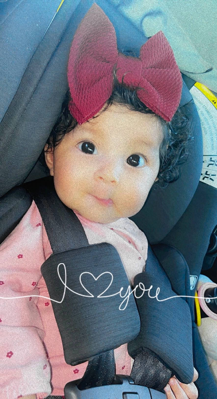 Daleyza is registered to the contest to win money with this photo: baby, baseball_cap, cap, cheek, cool, costume_hat, doll, electric_blue, eye, happy, head, headgear, lip, person, pink, product, selfie, skin, sleeve, toddler