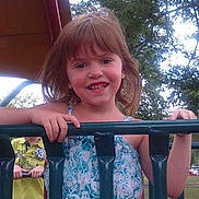 Kaylee is registered to the contest to win money with this photo: