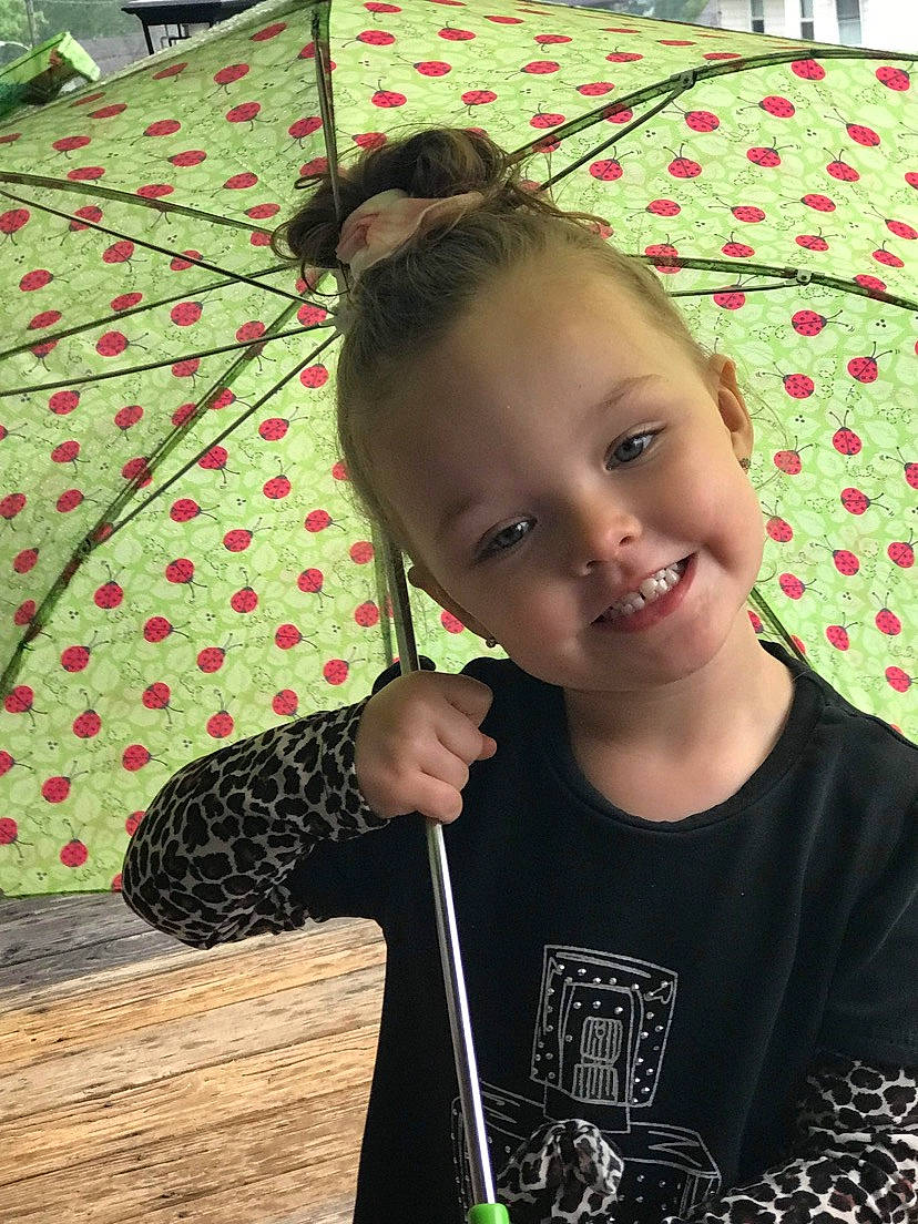 Amora is registered to the contest to win money with this photo: baby, cheek, child, fashion_accessory, fun, grass, green, happy, holiday, joy, magenta, pattern, people, person, photograph, red, smile, snapshot, t_shirt, tints_and_shades