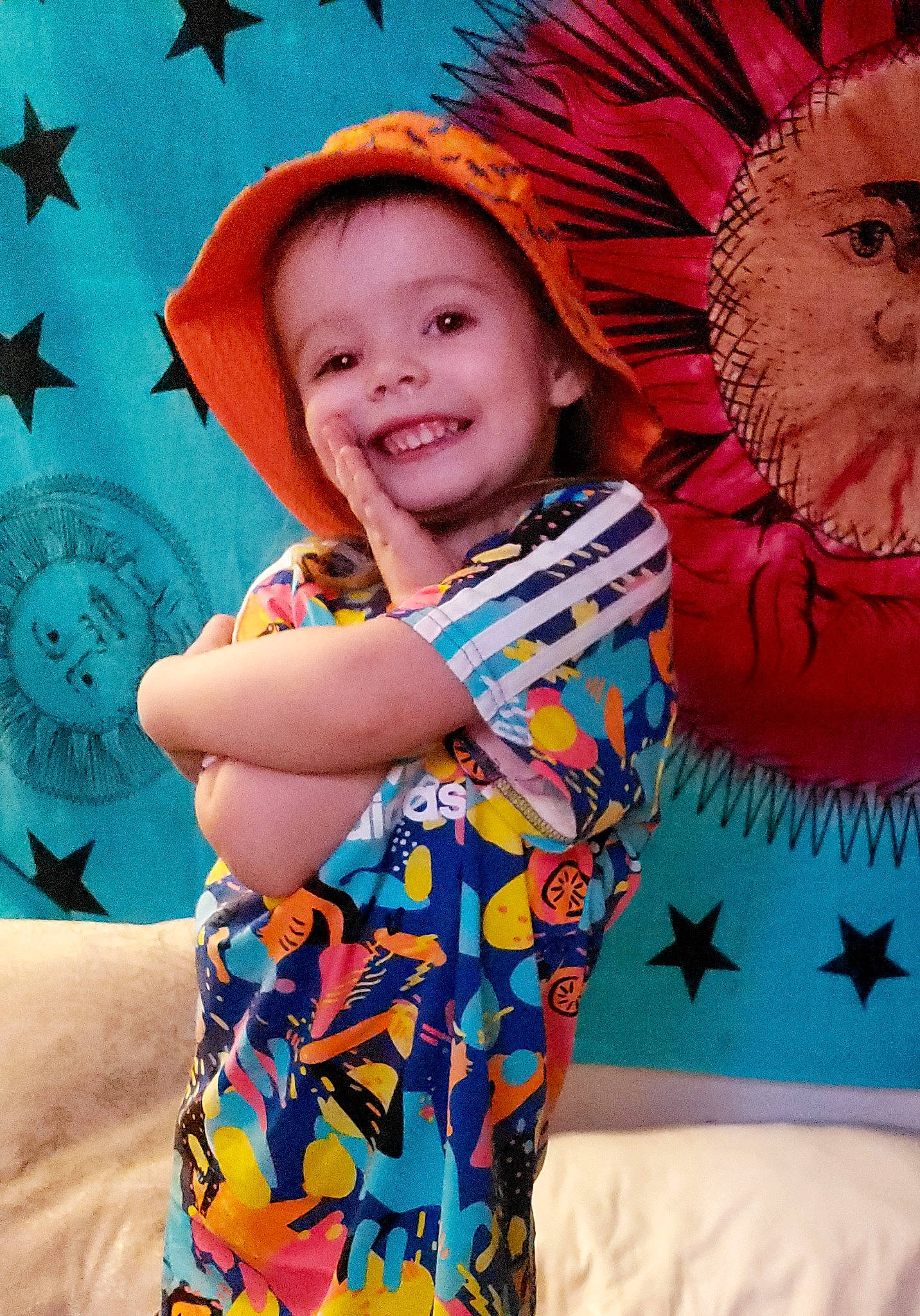 Charlee is registered to the contest to win money with this photo: beauty, blue, cool, electric_blue, fun, green, hairstyle, happy, human_body, joy, organ, pattern, people_in_nature, person, photograph, pink, plant, sleeve, smile, t_shirt