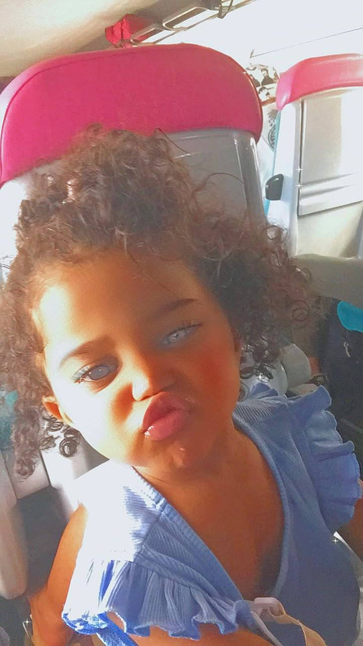 Lara a rejoint le concours — aidez-le/la à gagner de superbes lots ! cheek, chin, cool, ear, eye, eyebrow, eyelash, face, forehead, fun, hairstyle, happy, iris, lip, mouth, nose, organ, person, skin, snapshot