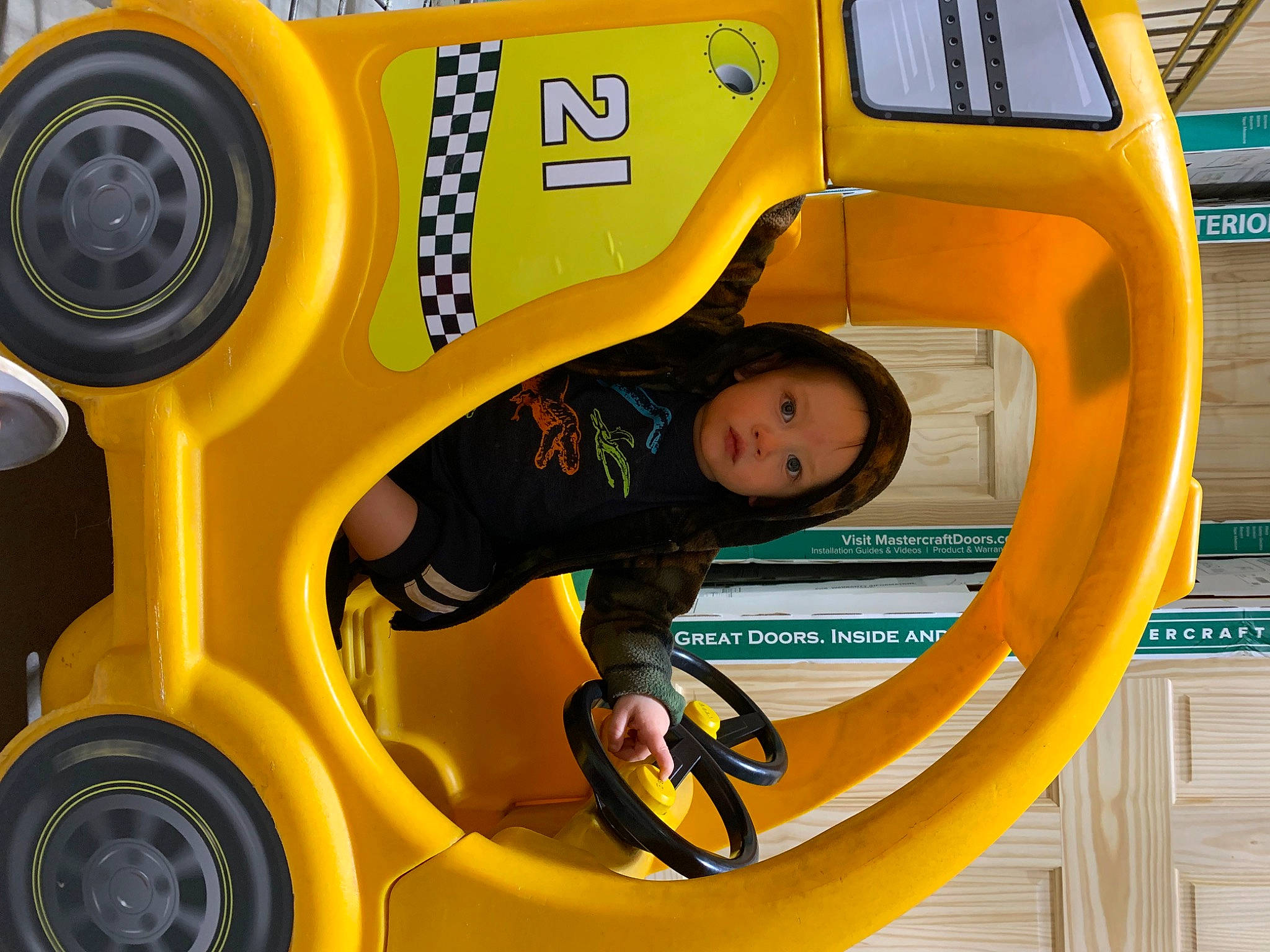 Odin is registered to the contest to win money with this photo: auto_part, automotive_design, automotive_exterior, automotive_tire, automotive_wheel_system, baby, child, fender, fun, leisure, mode_of_transport, motor_vehicle, person, playground, public_space, recreation, tire, toddler, vehicle, wheel