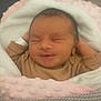 Rose a rejoint le concours — aidez-le/la à gagner de superbes lots ! baby, blanket, child, clothing, cozy, cute, face, happy, indoors, infant, knitted, newborn, peaceful, pink, portrait, resting, sleeping, smiling, soft, wrapped