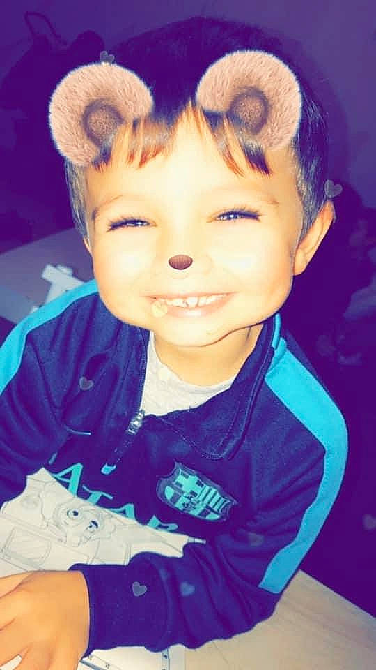 Enzo a rejoint le concours — aidez-le/la à gagner de superbes lots ! cheek, child, cool, ear, eye, forehead, hair, hairstyle, happy, head, joy, nose, person, pink, smile, toddler