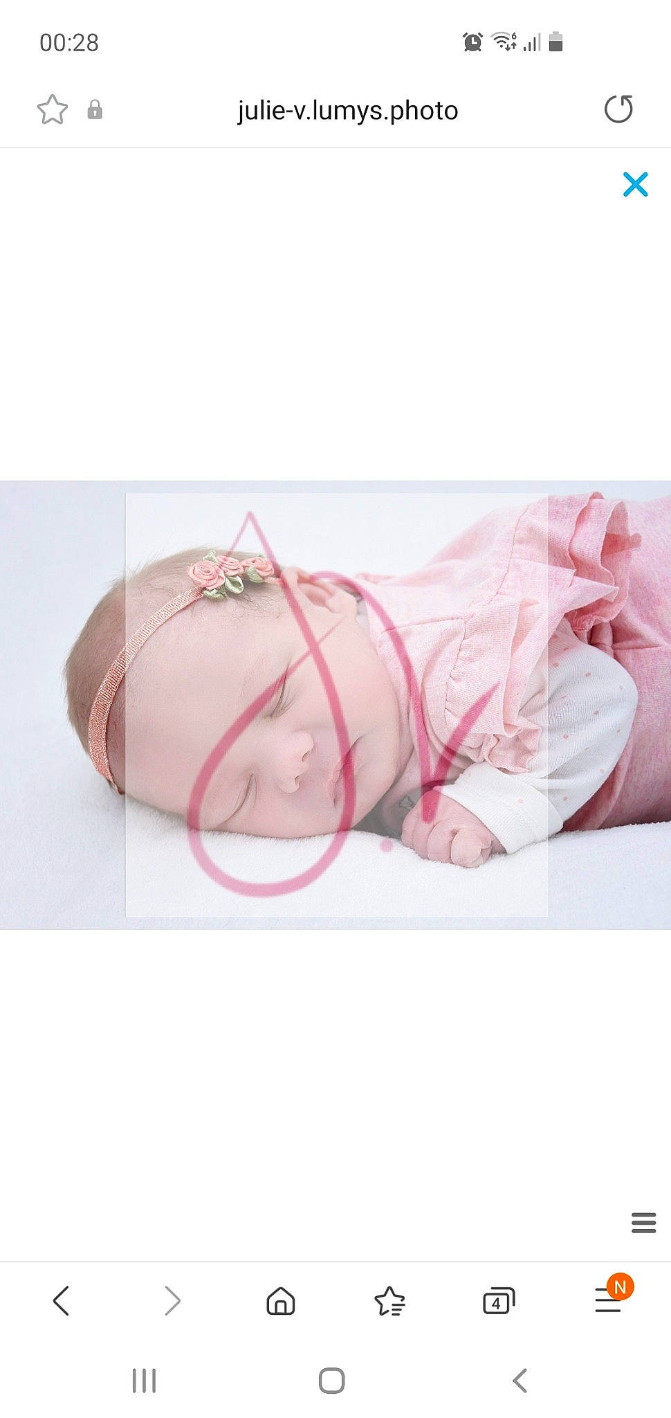 Maddy participe au concours pour gagner de l'argent avec cette photo : bag, carmine, eyewear, fashion_accessory, font, headwear, human_leg, knot, linens, magenta, pattern, peach, person, personal_protective_equipment, petal, pink, ribbon, sandal, sleeve, thigh