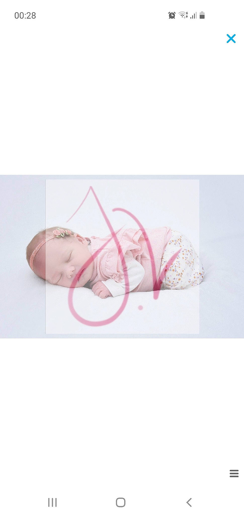 Maddy a rejoint le concours — aidez-le/la à gagner de superbes lots ! automotive_design, automotive_lighting, baby, carmine, ceiling, circle, comfort, eyelash, eyewear, fashion_accessory, font, headwear, linens, magenta, paper, paper_product, pattern, peach, person, personal_protective_equipment