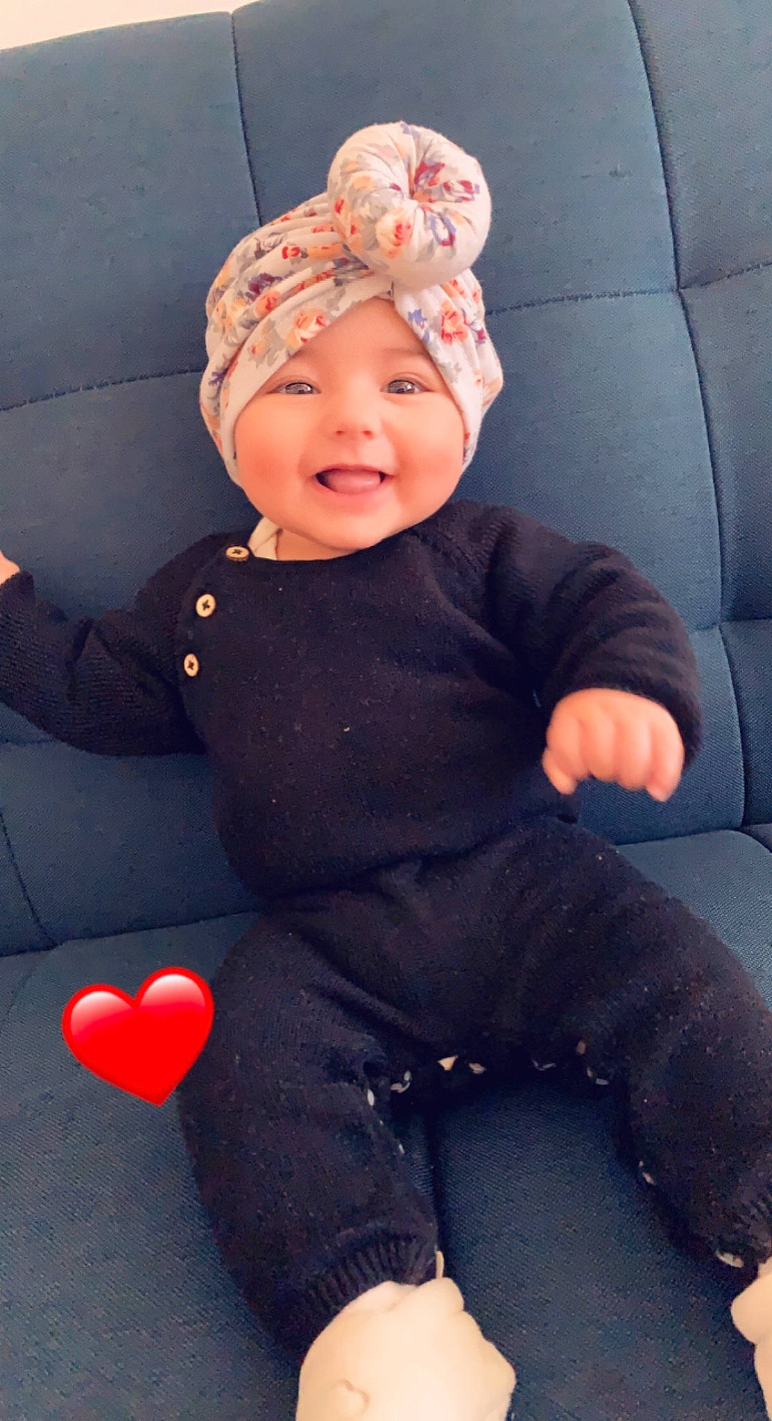 Lexie participe au concours pour gagner de l'argent avec cette photo : baby, baby_toddler_clothing, cap, chin, comfort, costume_hat, eye, face, finger, hair, happy, head, headwear, joy, lip, person, pink, red, skin, sleeve