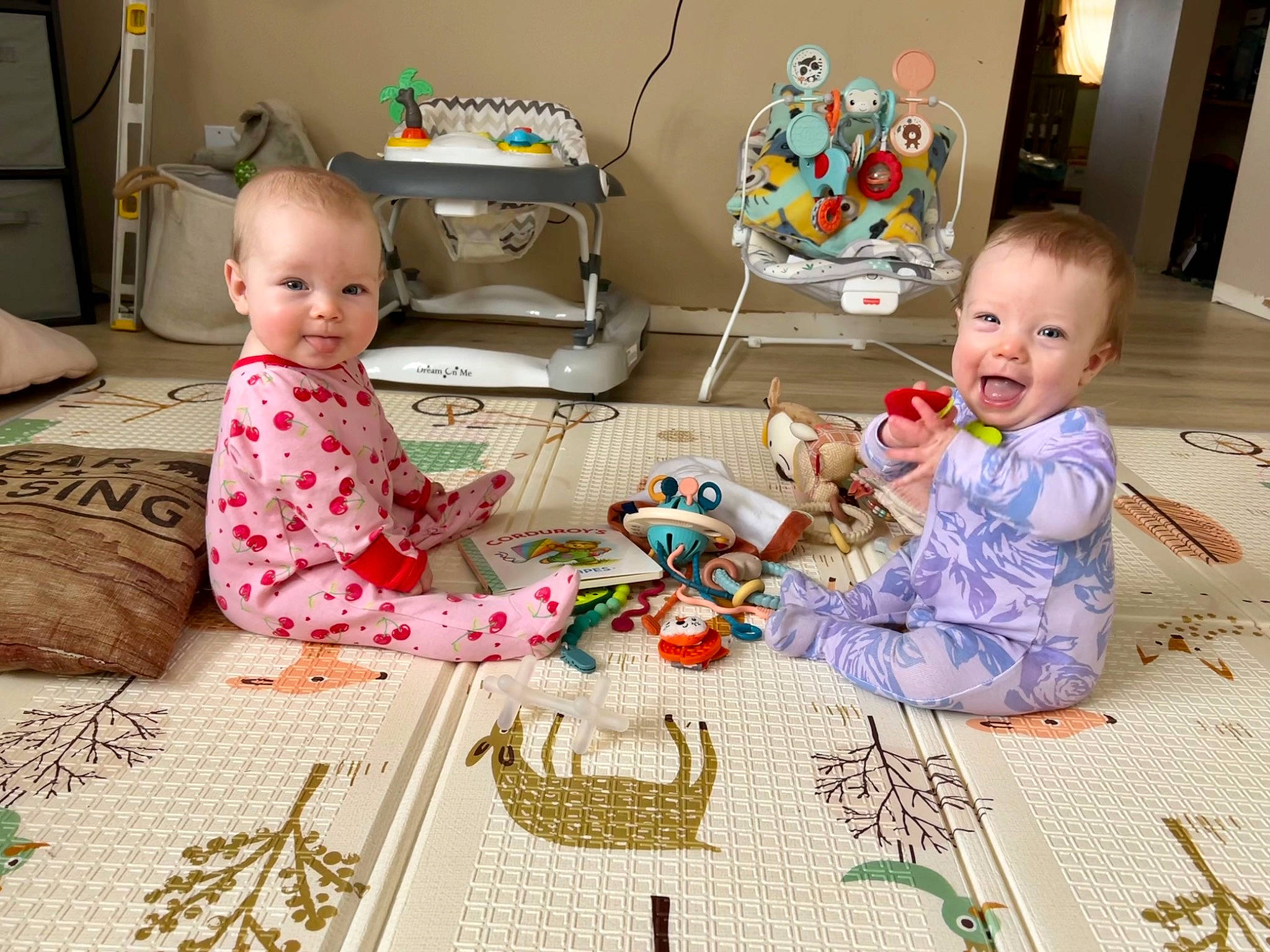 Maven Maeson joined the competition — help win amazing prizes! baby, baby_products, baby_toddler_clothing, baby_toys, child, event, flooring, fun, green, head, linens, pattern, person, play, room, sharing, sitting, smile, table, toddler
