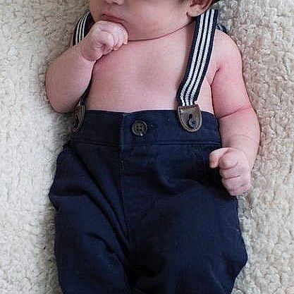 Augustine is registered to the contest to win money with this photo: