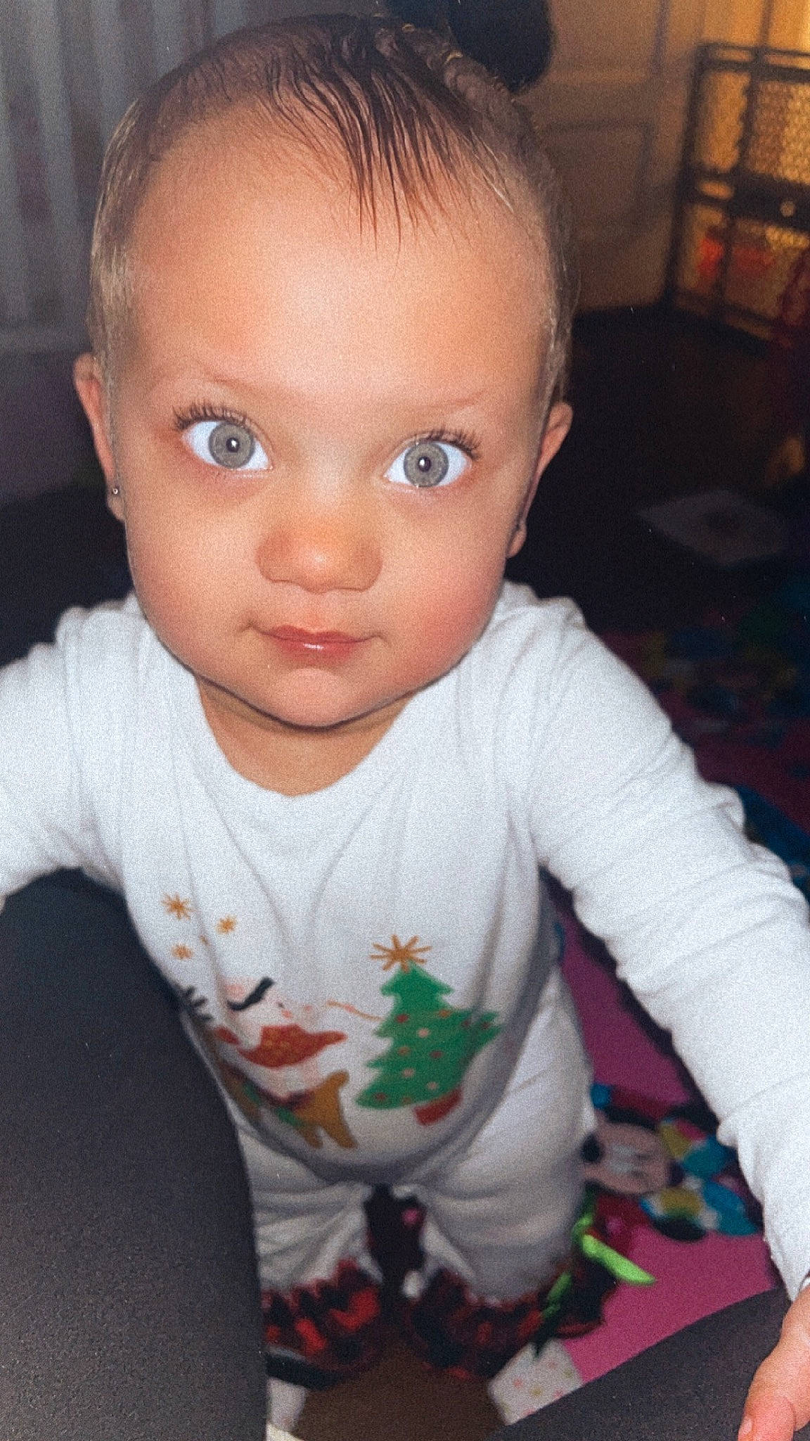 Lakelyn is registered to the contest to win money with this photo: baby, baby_toddler_clothing, cheek, child, ear, eye, eyelash, forehead, hair, head, iris, lip, mouth, neck, no_expression, nose, person, skin, sleeve, t_shirt