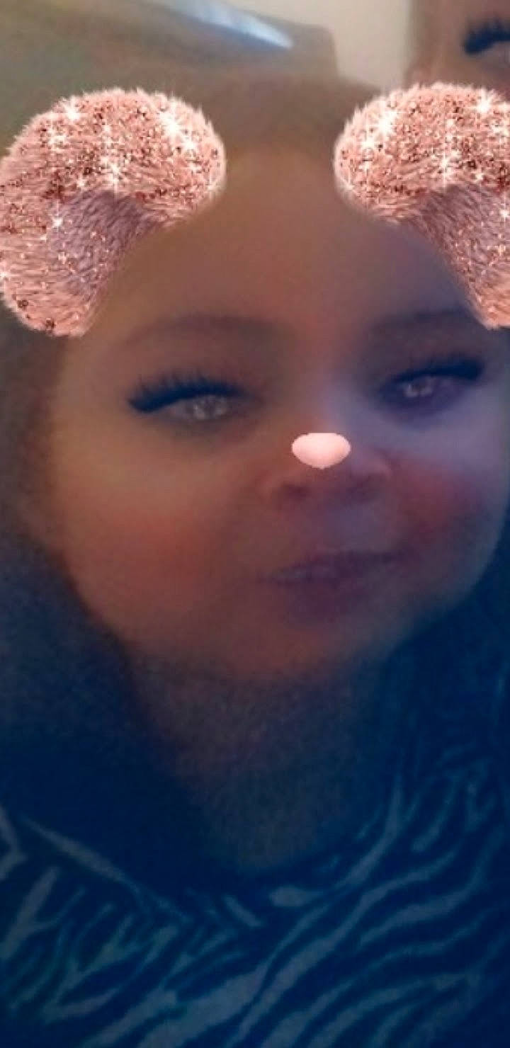 Luna a rejoint le concours — aidez-le/la à gagner de superbes lots ! beauty, cheek, child, chin, close_up, eye, eyebrow, eyelash, face, forehead, head, headgear, iris, lip, nose, person, photography, skin, sky, smile