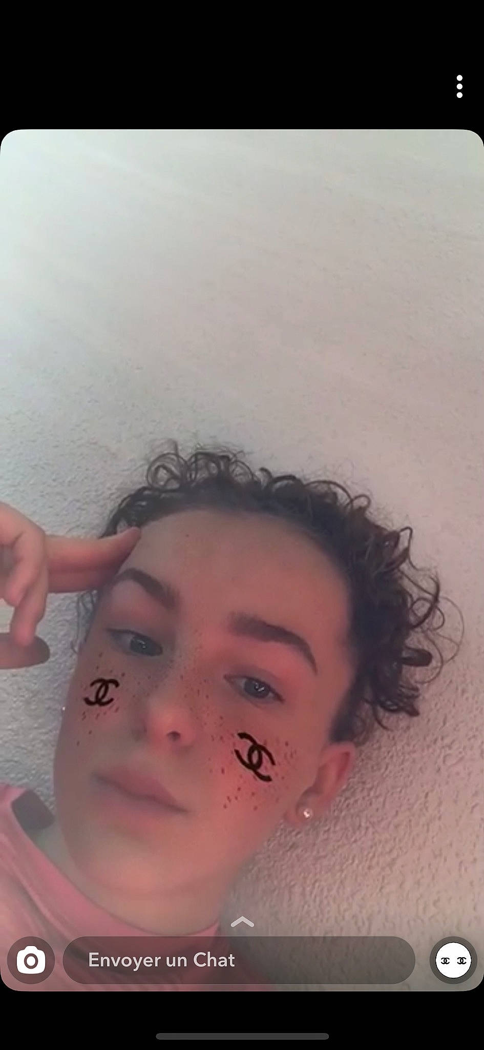 Lisa a rejoint le concours — aidez-le/la à gagner de superbes lots ! cheek, child, chin, close_up, ear, eye, eyebrow, eyelash, face, forehead, hair, head, human, lip, mouth, neck, nose, person, photography, selfie