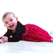 Erin is registered to the contest to win money with this photo: