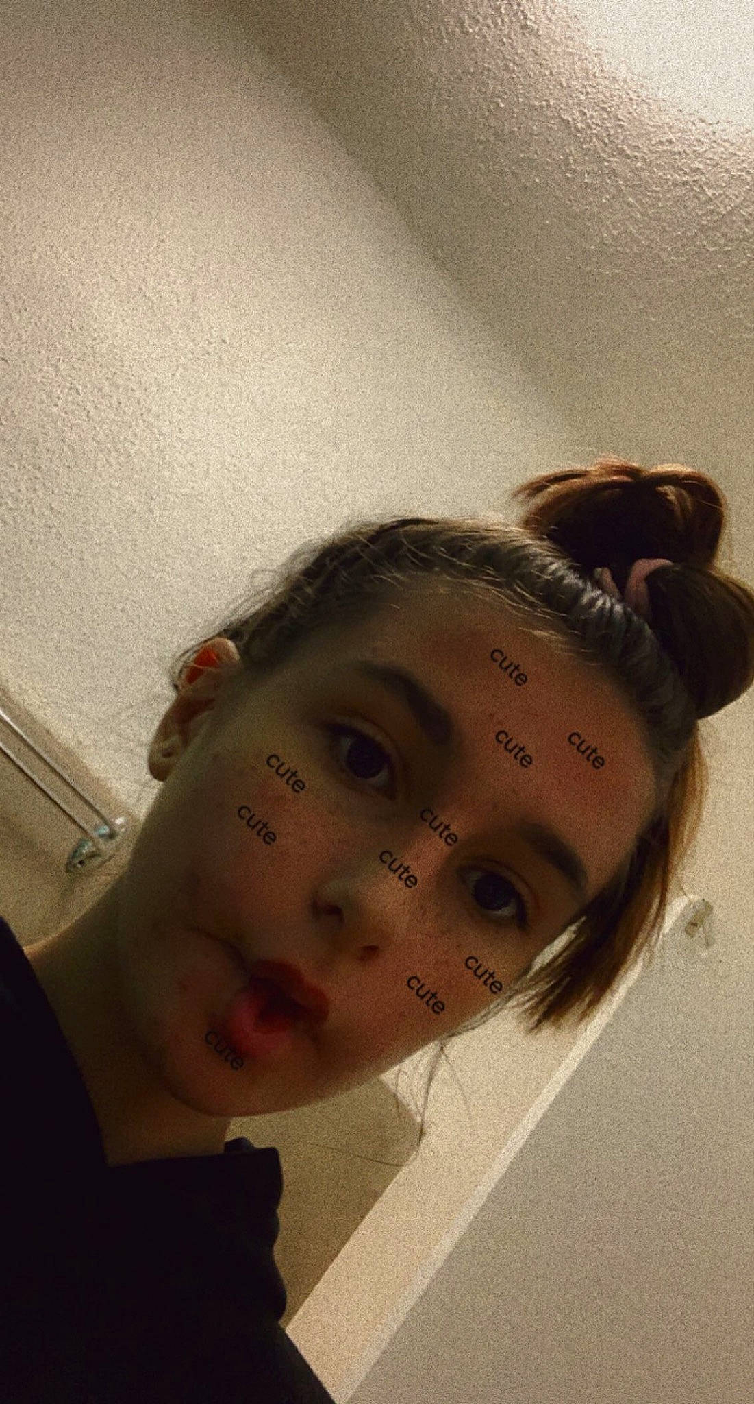 Morgane a rejoint le concours — aidez-le/la à gagner de superbes lots ! cheek, child, chin, ear, eye, eyebrow, eyelash, face, forehead, hair, head, jaw, mouth, neck, nose, person, photography, selfie, skin, surprise