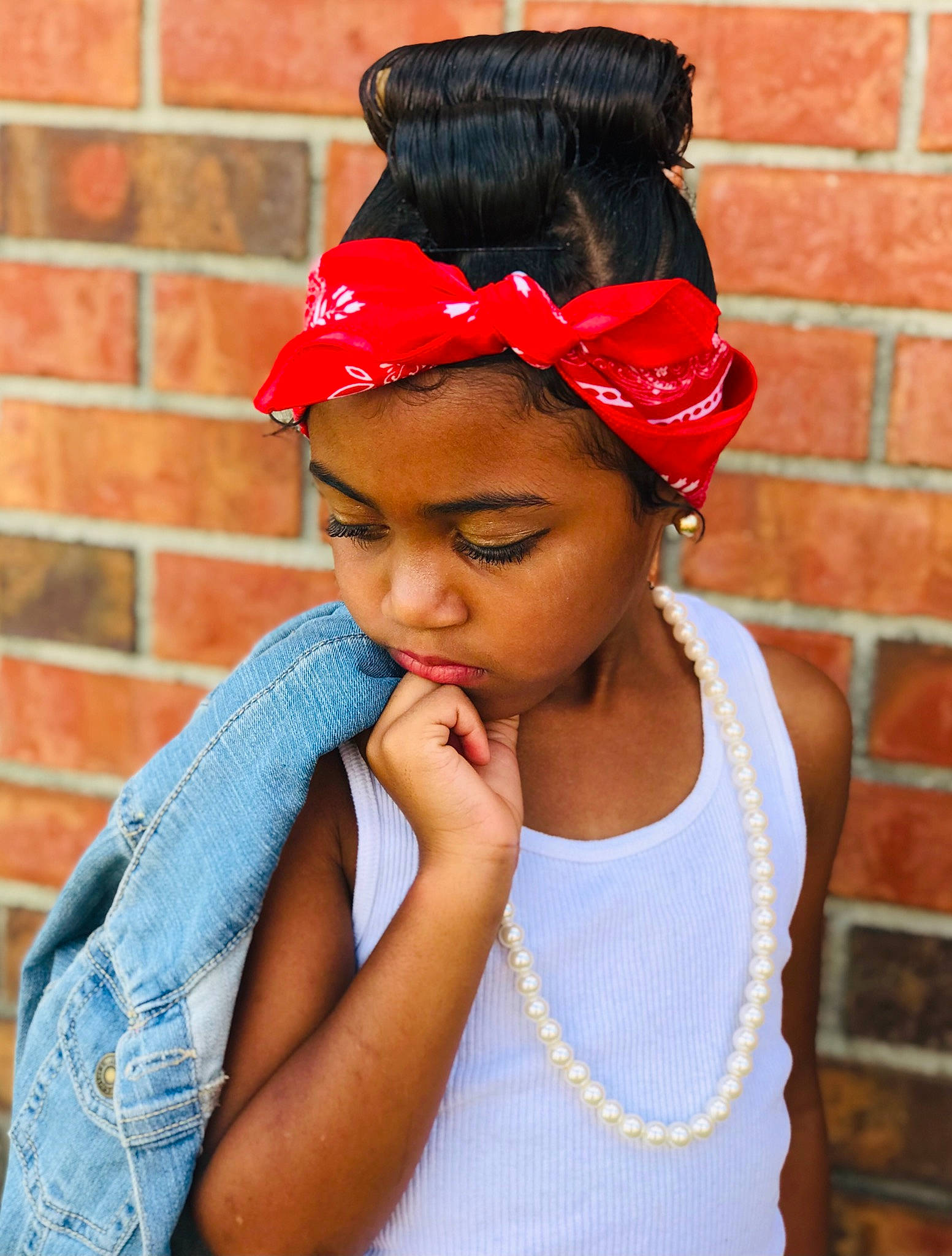 Cheyenne is registered to the contest to win money with this photo: blue, brick, brickwork, electric_blue, eyebrow, eyelash, fashion_design, hair, happy, head, headgear, headpiece, headwear, lip, lipstick, neck, person, red, street_fashion, temple