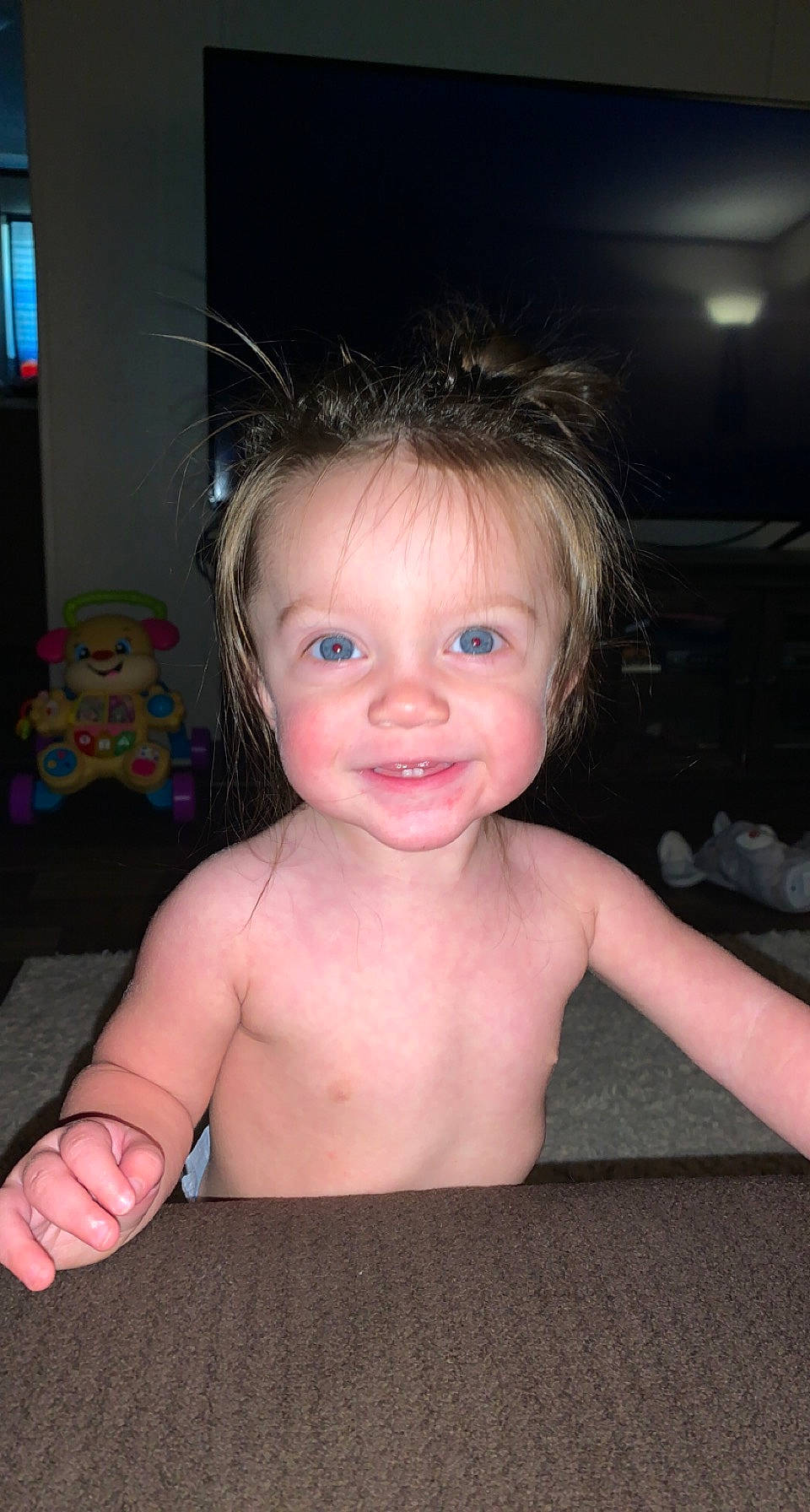 Annalee is registered to the contest to win money with this photo: arm, cheek, chin, ear, eye, eyebrow, eyelash, face, finger, flash_photography, forehead, hair, happy, human_body, iris, joy, lip, mouth, nose, person