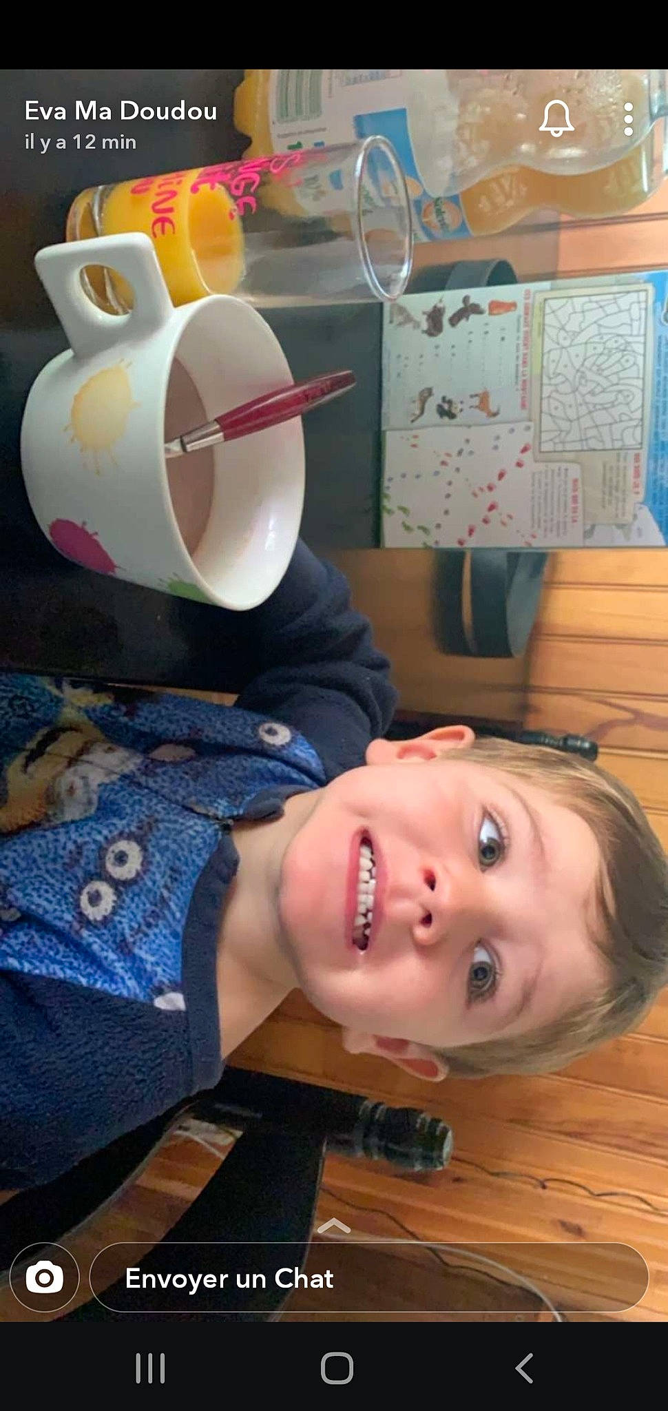 Hugo participe au concours pour gagner de l'argent avec cette photo : ear, joy, person