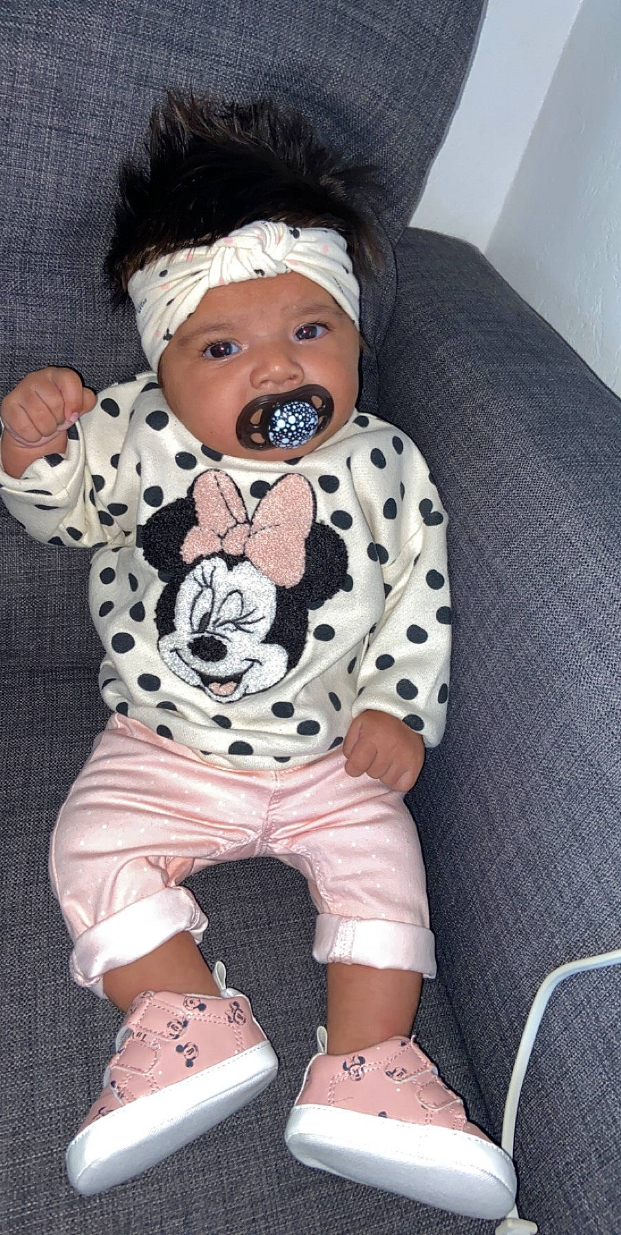 Leïna a rejoint le concours — aidez-le/la à gagner de superbes lots ! baby, baby_toddler_clothing, cheek, child, headwear, person, toddler