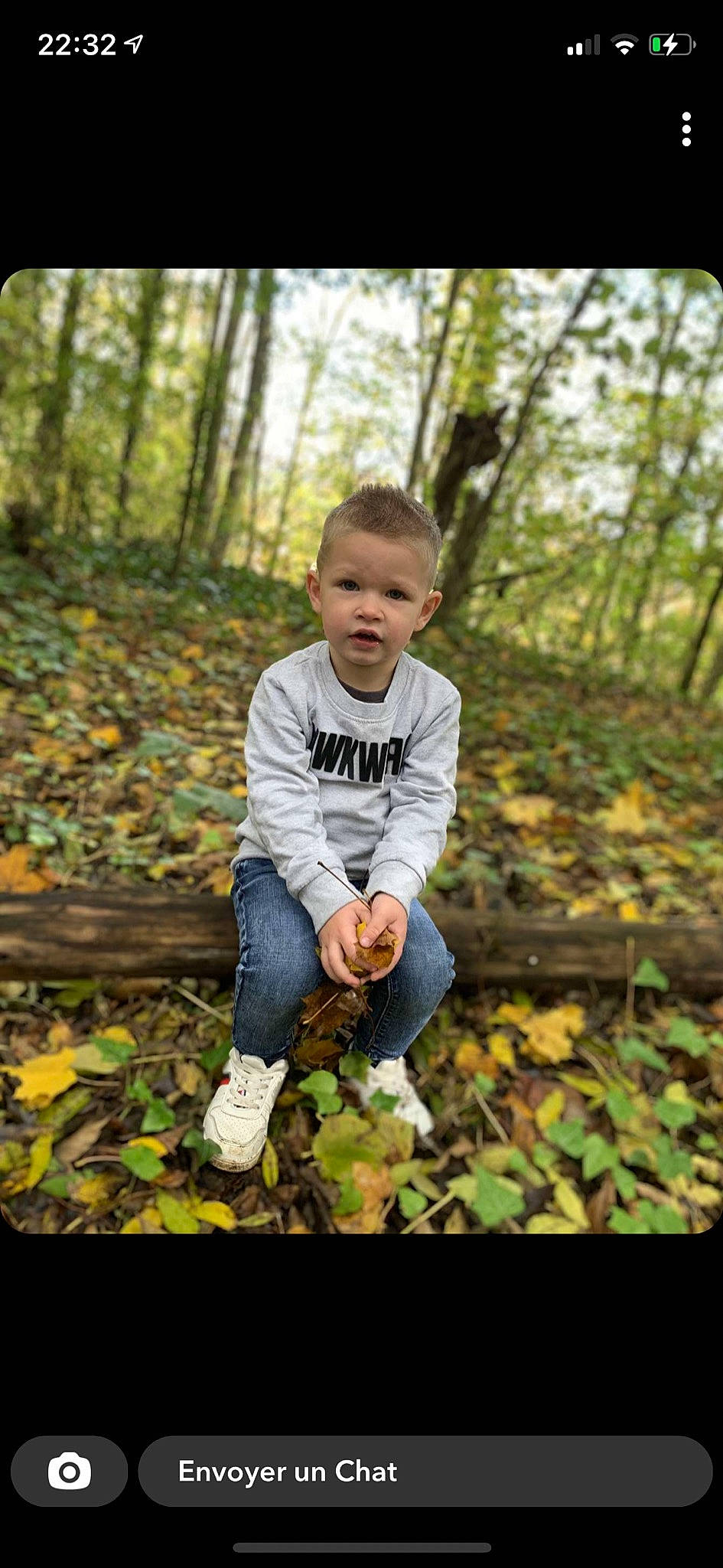 Hugo participe au concours pour gagner de l'argent avec cette photo : autumn, child_model, deciduous, denim, flash_photography, forest, jeans, leaf, leg, northern_hardwood_forest, outdoor_shoe, people_in_nature, person, photo_shoot, portrait_photography, shoe, sitting, sneakers, sock, walking_shoe