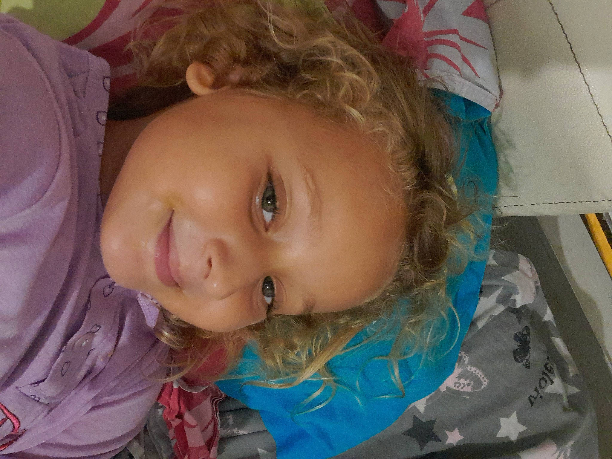 Noeline participe au concours pour gagner de l'argent avec cette photo : blond, cheek, child, chin, ear, eye, eyebrow, eyelash, face, forehead, happy, head, iris, joy, lip, mouth, nose, person, pink, skin