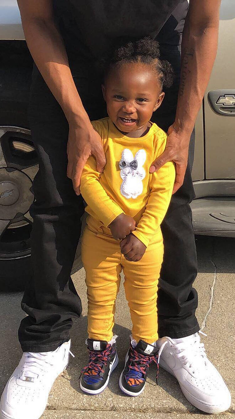 Jay'Auna is registered to the contest to win money with this photo: active_pants, baby_toddler_clothing, buzz_cut, child, cool, footwear, leg, outdoor_shoe, person, shoe, sneakers, sock, style, sweatpant, t_shirt, thumb, toddler, trousers, vehicle_door, walking_shoe