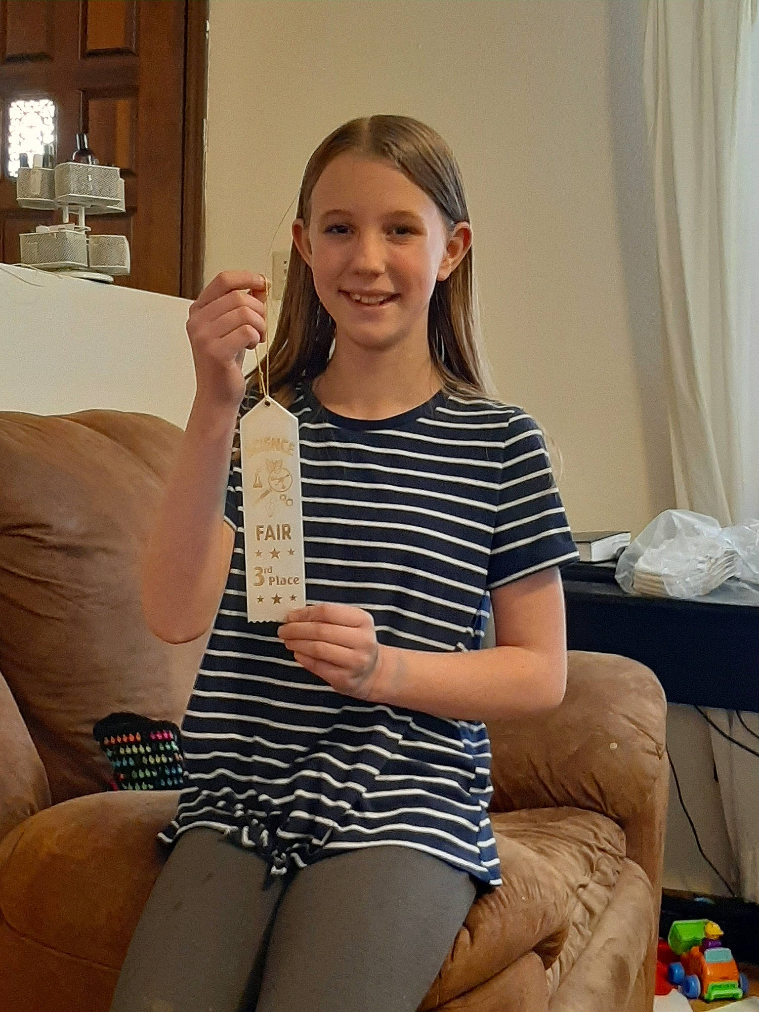 Rayne joined the competition — help win amazing prizes! arm, finger, joint, joy, leg, long_hair, neck, person, shoulder, thigh