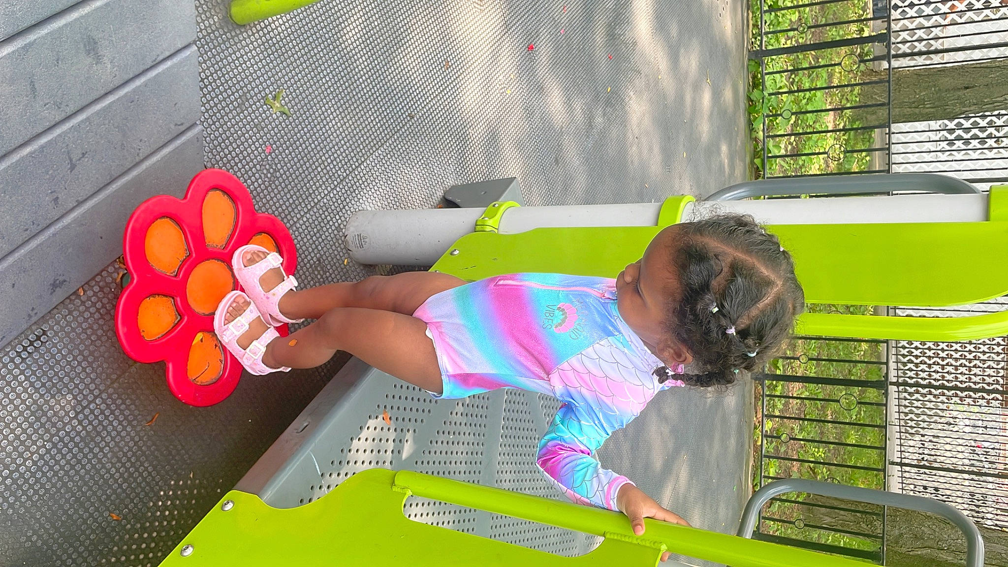 Azara is registered to the contest to win money with this photo: baby, child, flooring, fun, games, grass, green, leisure, mesh, pattern, person, play, recreation, room, t_shirt, toddler