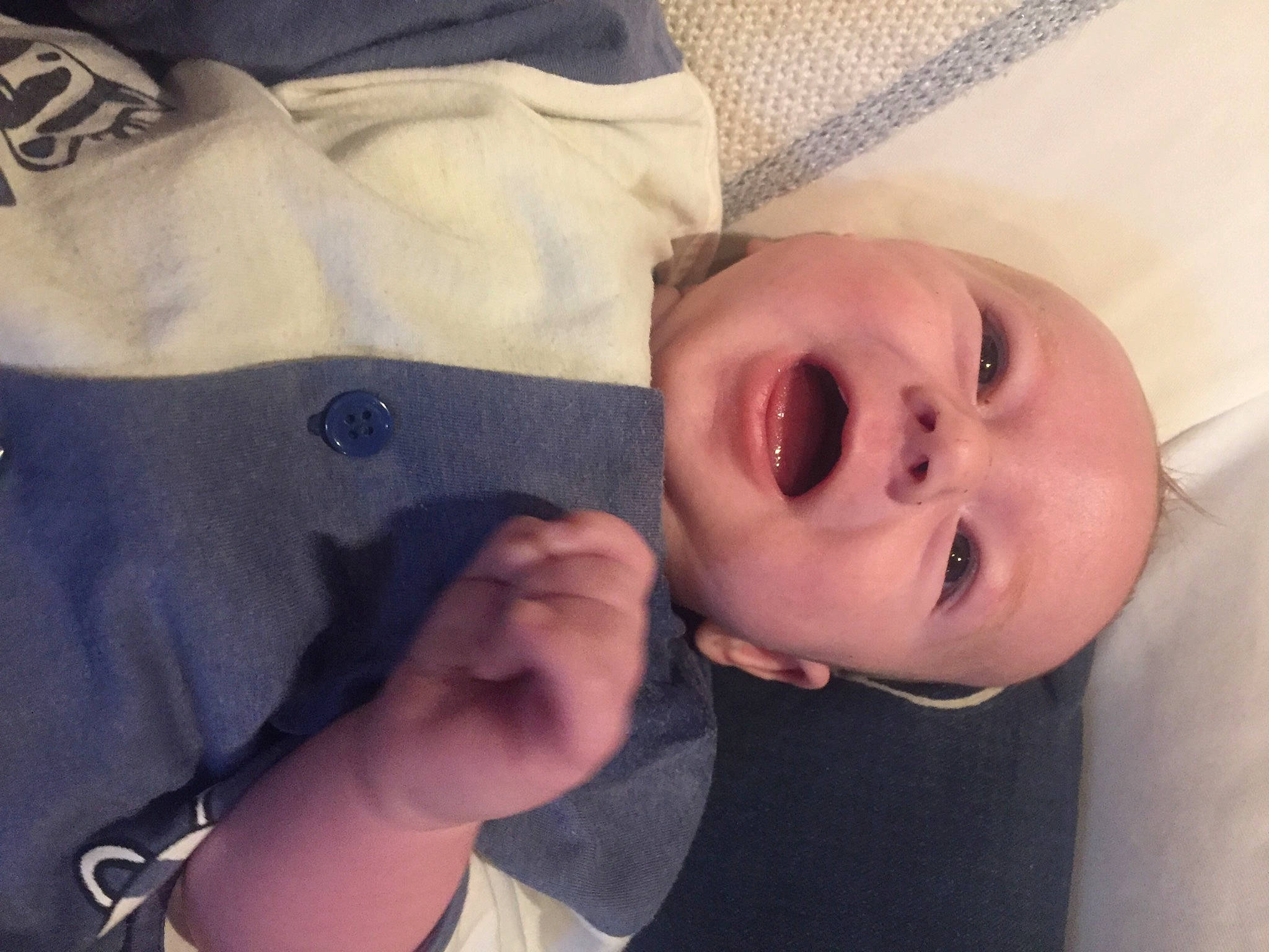 Paul a rejoint le concours — aidez-le/la à gagner de superbes lots ! baby, baby_toddler_clothing, cheek, chin, comfort, ear, eyebrow, face, forehead, gesture, happy, head, iris, lip, mouth, neck, nose, person, skin, sleeve