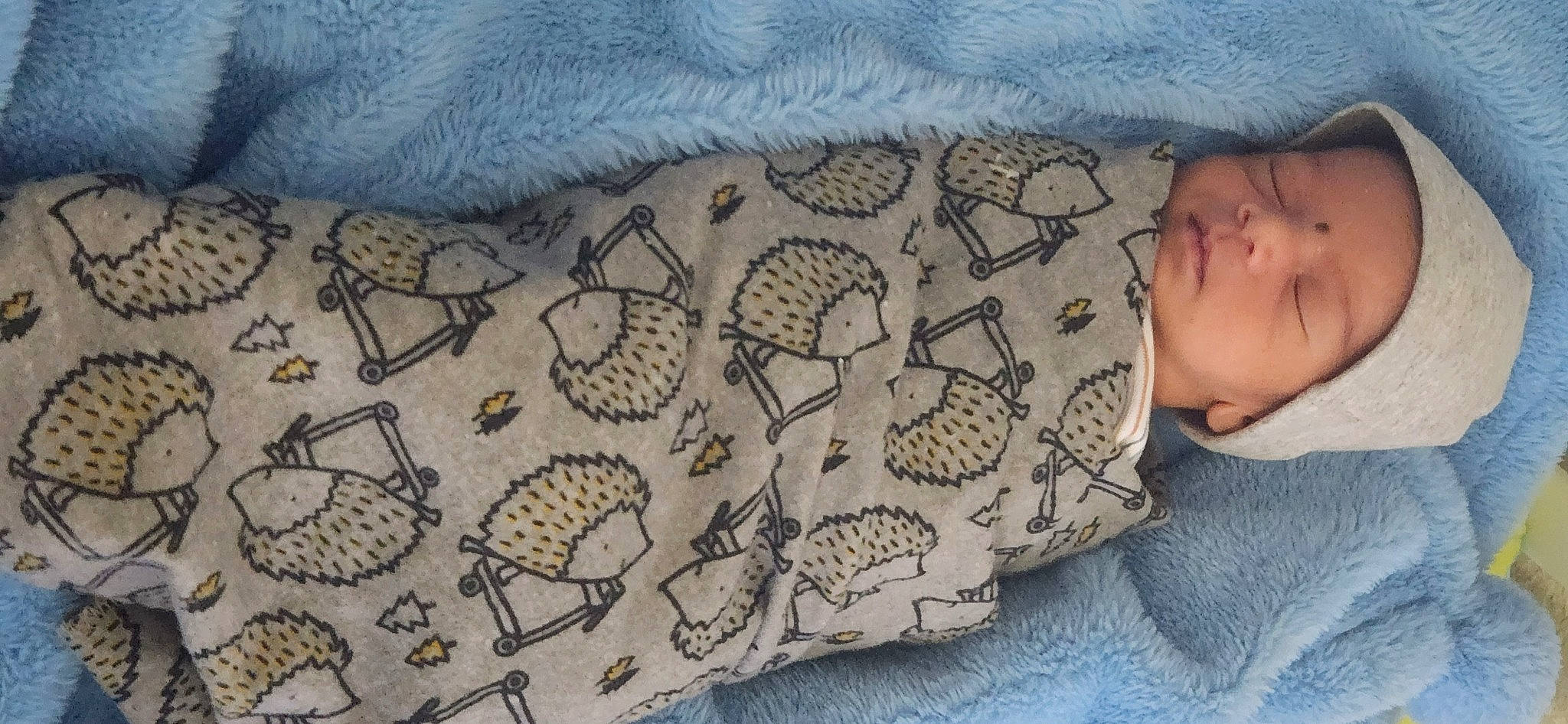 Vihan Nathan Khalil is registered to the contest to win money with this photo: baby, baby_products, baby_sleeping, baby_toddler_clothing, bedding, comfort, fashion_accessory, human_leg, linens, needlework, pattern, person, room, sleeve, tablecloth, textile, thigh, toddler, wood, wool