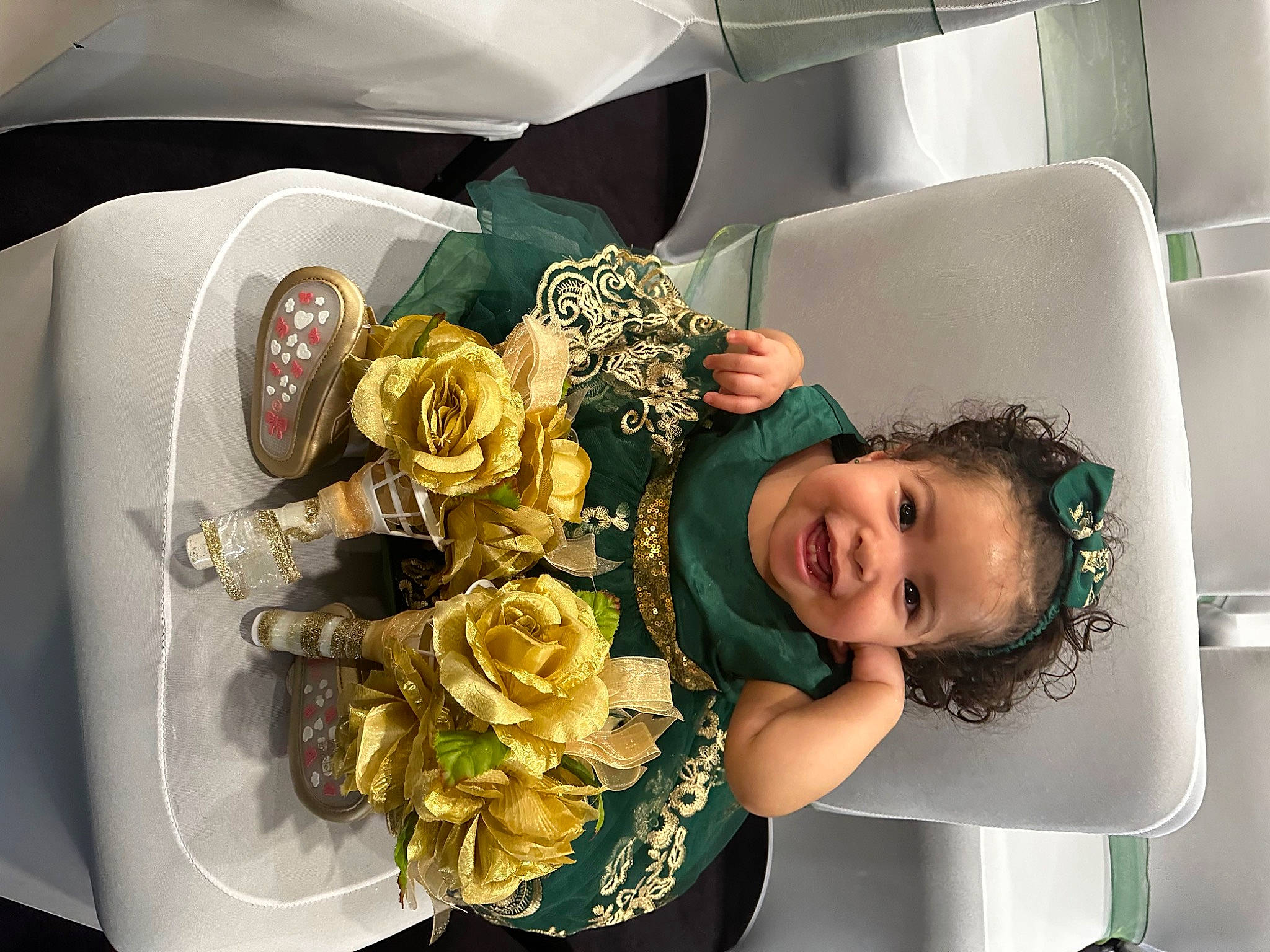 Rebecca is registered to the contest to win money with this photo: artificial_flower, automotive_design, beauty, bouquet, cut_flowers, dress, event, floral_design, flower, flower_arranging, garden_roses, happy, hat, hybrid_tea_rose, joy, person, petal, rose, rose_family, rose_order