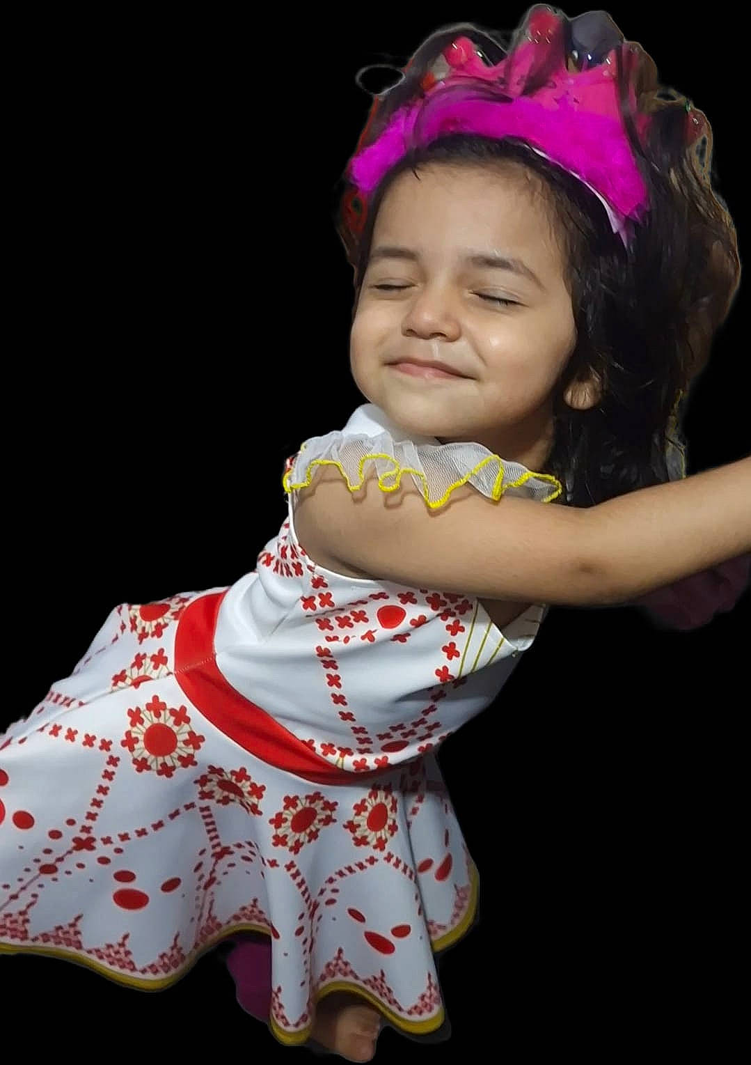 Dayana a rejoint le concours — aidez-le/la à gagner de superbes lots ! baby_toddler_clothing, beauty, child, costume, event, fashion_accessory, fashion_design, flash_photography, happy, headband, headpiece, joy, magenta, neck, pattern, person, pink, skin, sleeve, smile