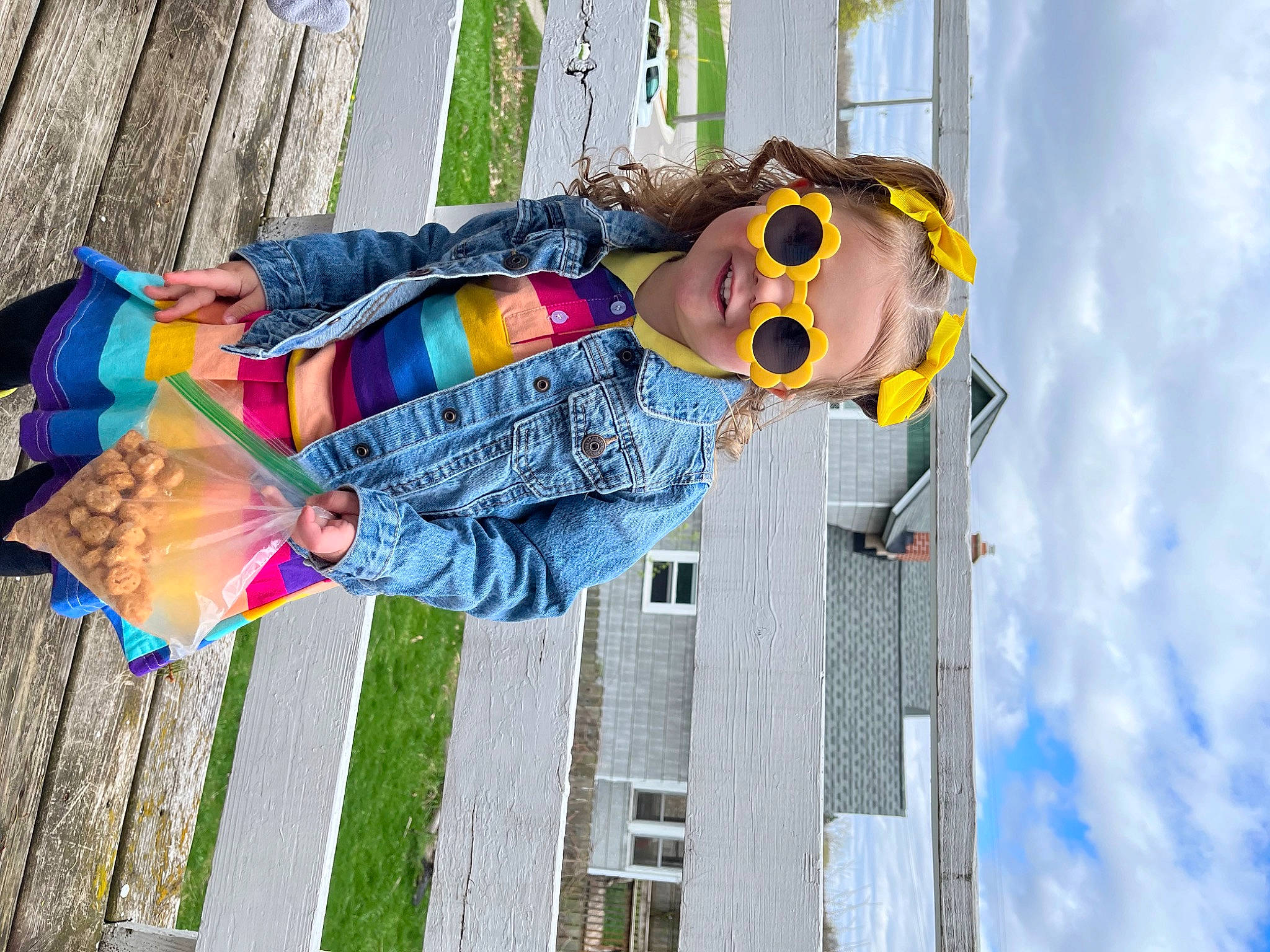 Daisy Jo is registered to the contest to win money with this photo: cloud, daytime, eyewear, fun, glasses, goggles, happy, leisure, pattern, person, plaid, plant, sky, smile, sunglasses, tourism, tree, vision_care, visual_arts