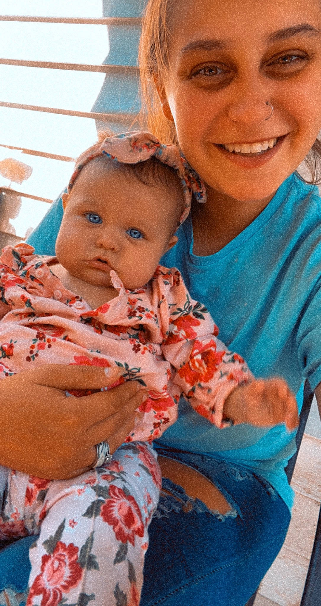 Maekani-alizah is registered to the contest to win money with this photo: arm, baby, baby_toddler_clothing, chin, face, facial_expression, finger, gesture, hand, happy, human, joy, mouth, neck, nose, organ, people, person, skin, smile