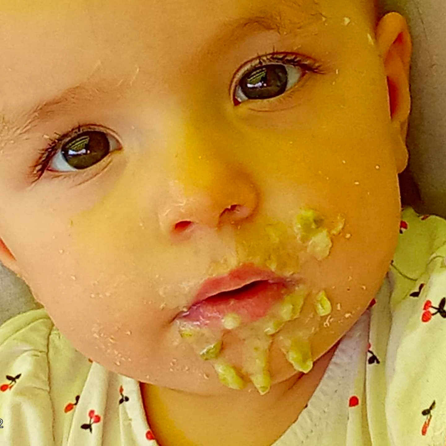Marla a rejoint le concours — aidez-le/la à gagner de superbes lots ! adorable, baby, child, chin, closeup, clothing, cute, expression, eyes, face, feeding, food, head, infant, messy, mouth, pattern, person, skin, young