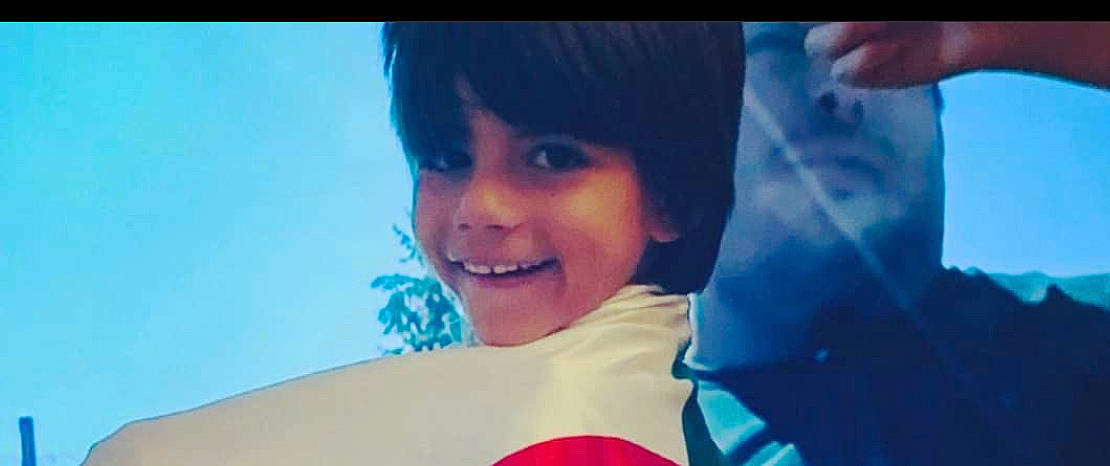 Seyfi a rejoint le concours — aidez-le/la à gagner de superbes lots ! bangs, beauty, black_hair, cheek, chin, cool, eye, eyebrow, face, facial_expression, forehead, fun, hair, hairstyle, head, joy, lip, mouth, nose, person