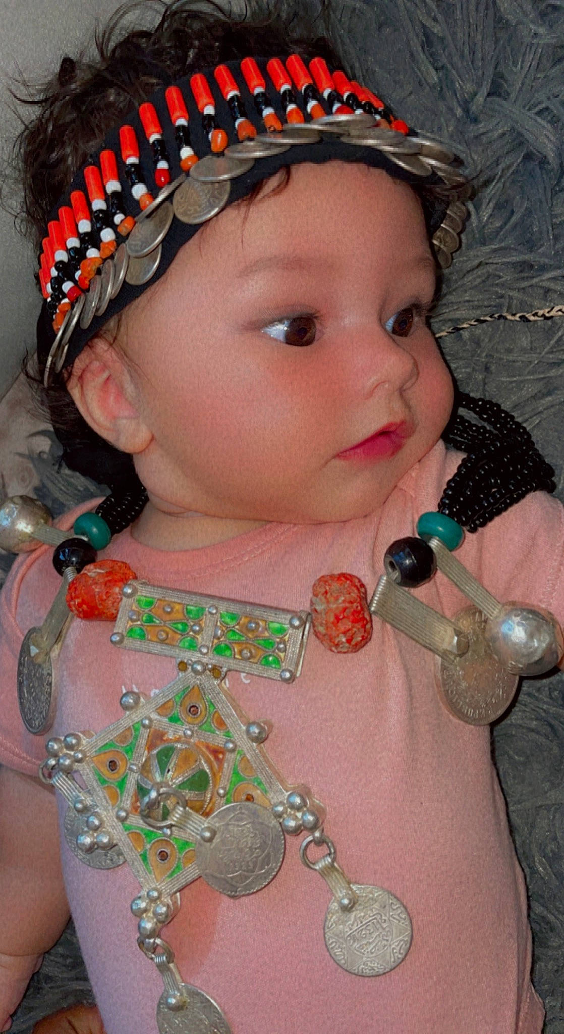 Delya-denise participe au concours pour gagner de l'argent avec cette photo : baby_toddler_clothing, cheek, chin, dress, eye, eyebrow, eyelash, facial_expression, green, hairstyle, head, headwear, human, human_body, lip, neck, nose, organ, outerwear, person