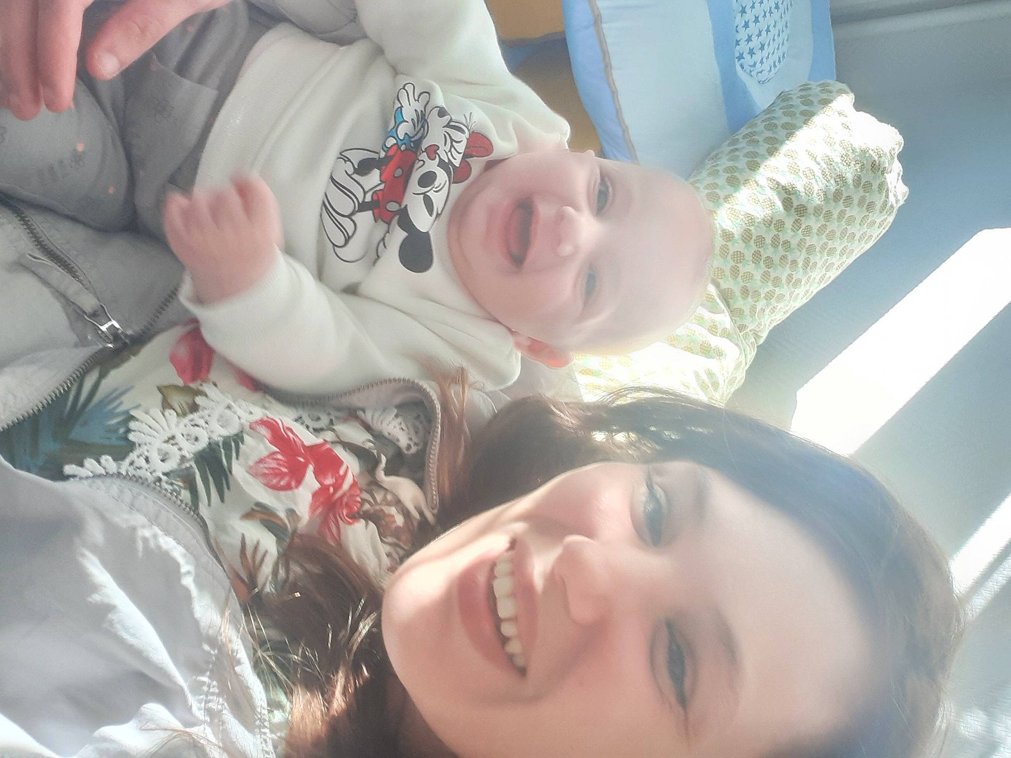 Inaya participe au concours pour gagner de l'argent avec cette photo : baby, baby_products, baby_toddler_clothing, cheek, child, comfort, event, eyebrow, eyelash, face, fun, happy, joy, lip, mouth, nose, person, selfie, skin, smile